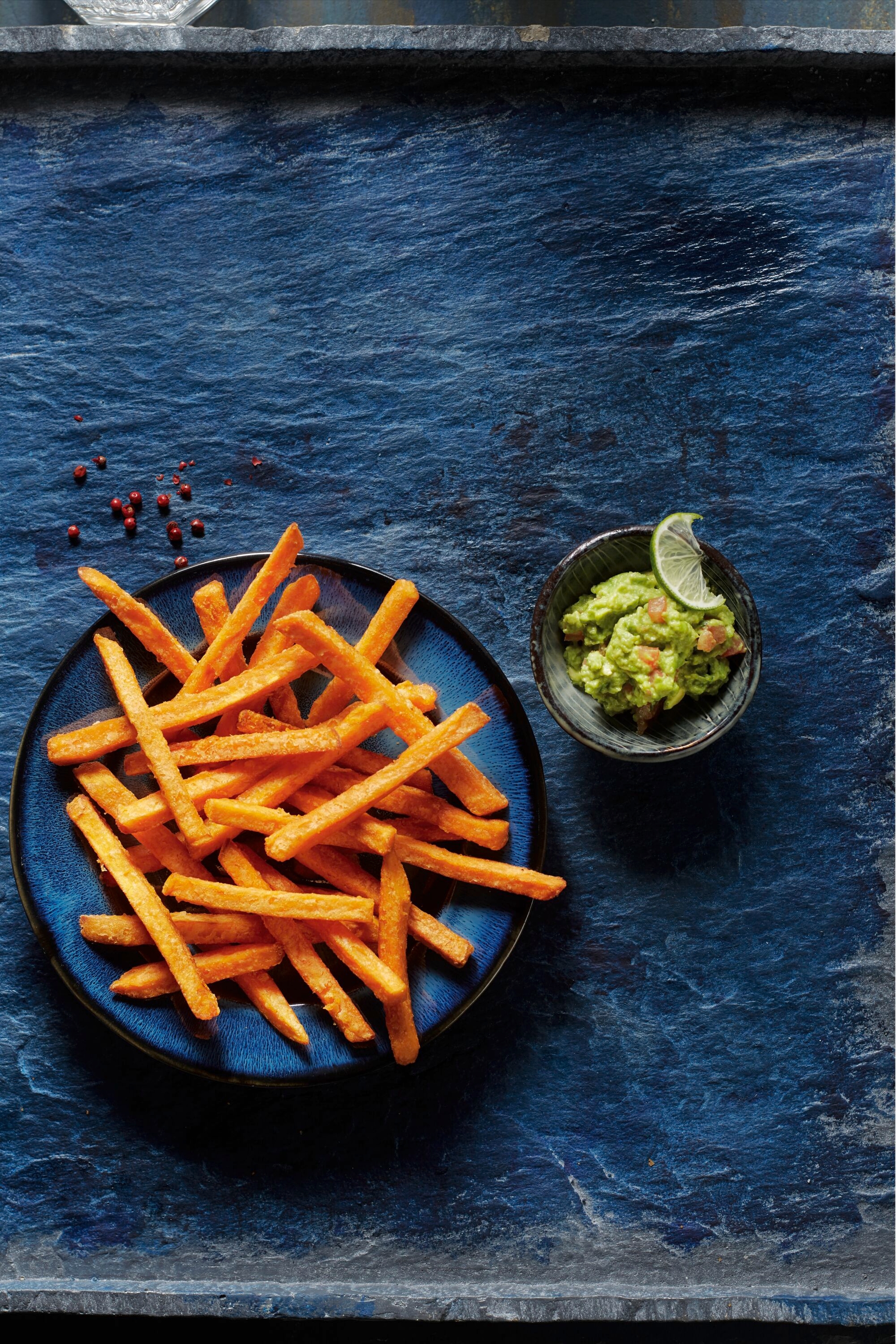 aviko_premium-sweet-potato-fries-9-5mm-1-fogra39l_260pct-1.jpg